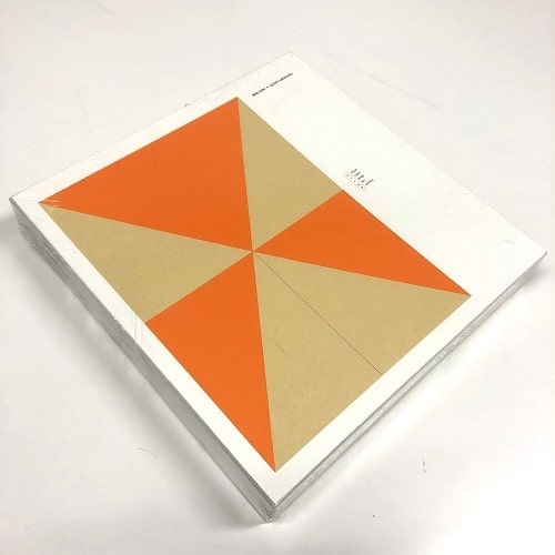 Alva Noto + 坂本龍一 Ryuichi Sakamoto - v.i.r.u.s.